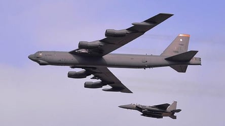 Вперше з 2008 року — США перевезли ядерну зброю до Британії - 285x160