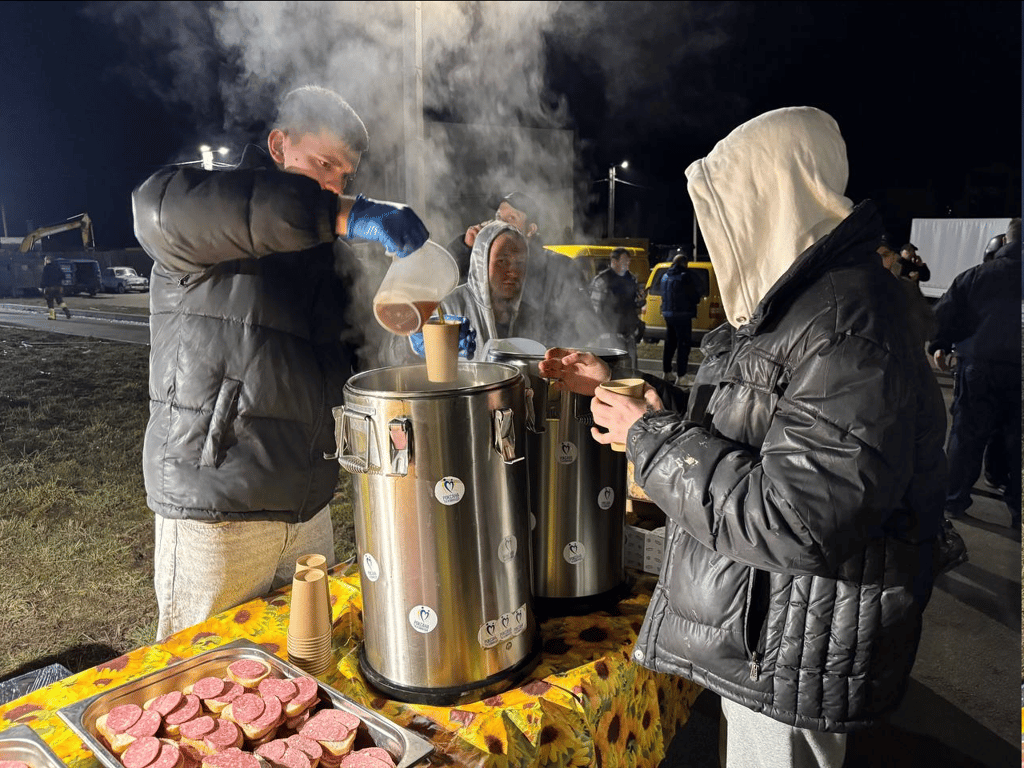 Пункт, який розгорнули в Харкові після вечірнього обстрілу міста