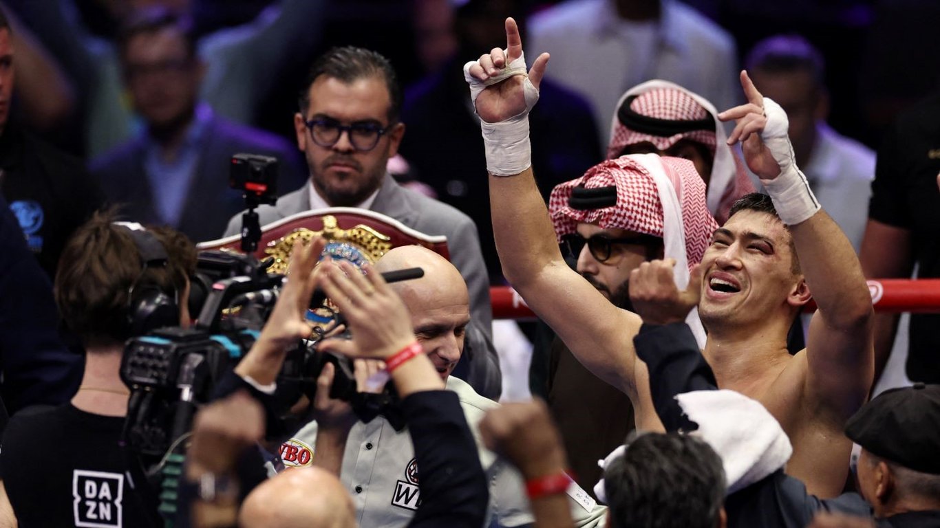 Дмитрий Бивол