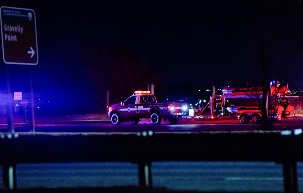 Літак та гелікоптер зіткнулись у США