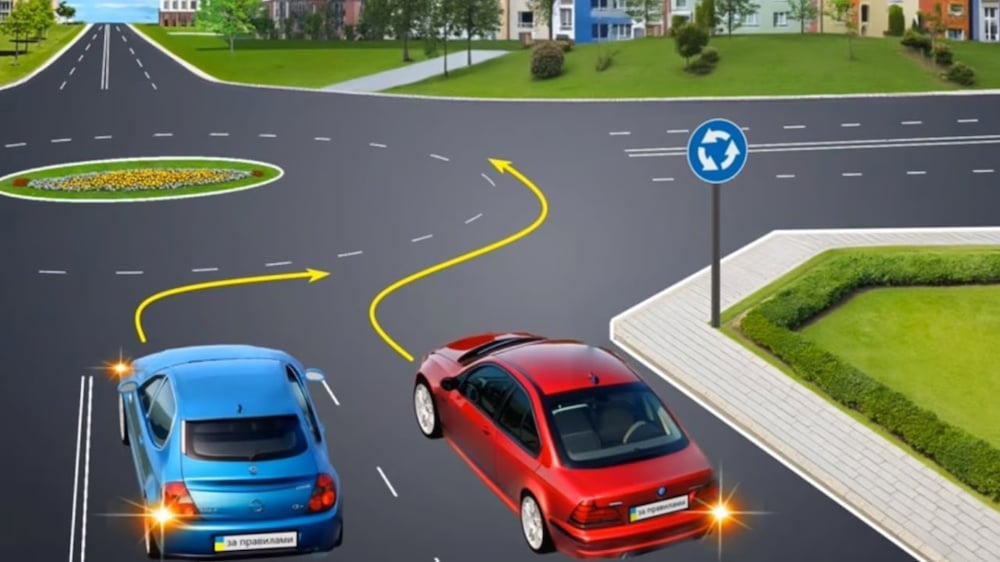 Тенст по ПДД: правильно ли водители включили поворотники