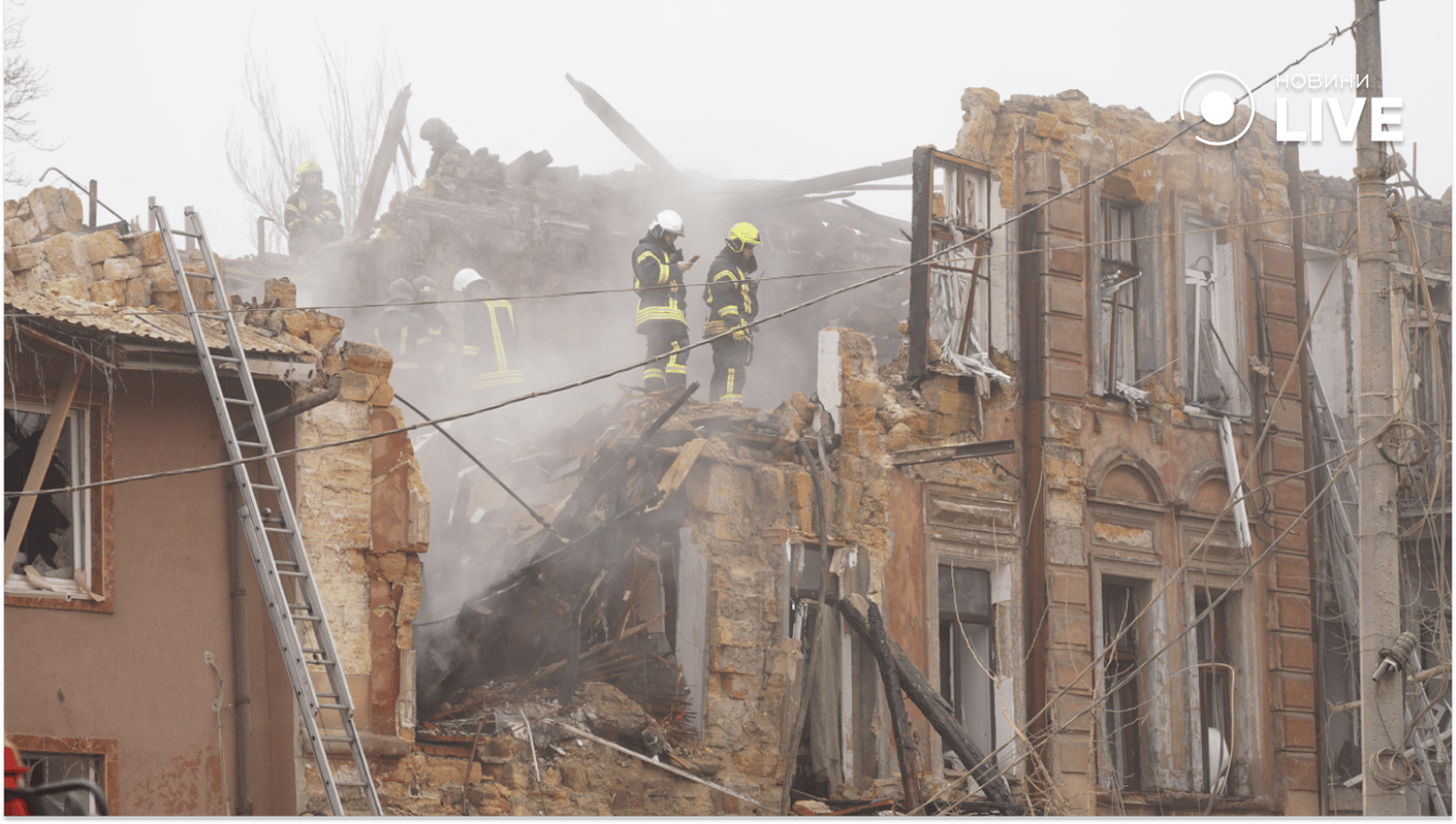 Друга річниця удару по ЖК "Люксембург" в Одесі