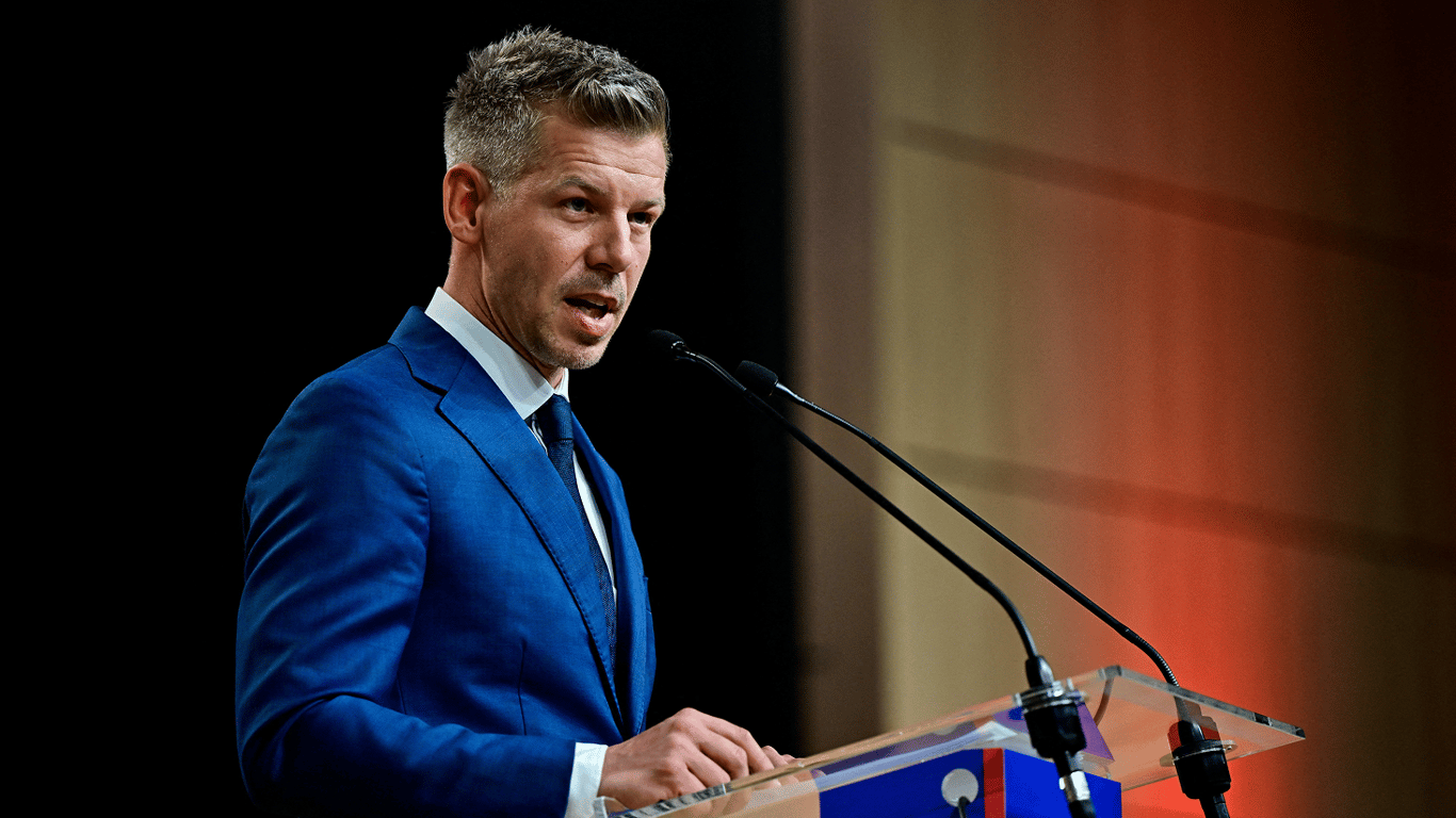 Мадяр: В інтересах Угорщини налагодити стосунки з Україною