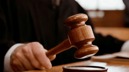 Працював в "пенсійному фонді"  окупантів — як покарає суд - 285x160