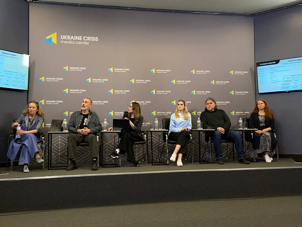 Олесь Санін 