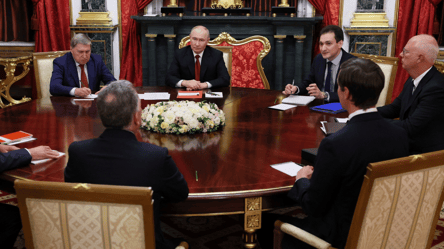 У Білому домі назвали змістовними переговори представників Трампа з Путіним - 304x171
