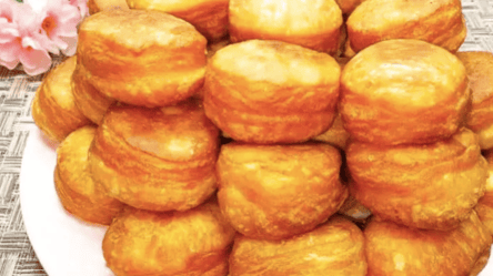 Кефир + мука — гора оладий на завтрак без яиц и дрожжей - 285x160