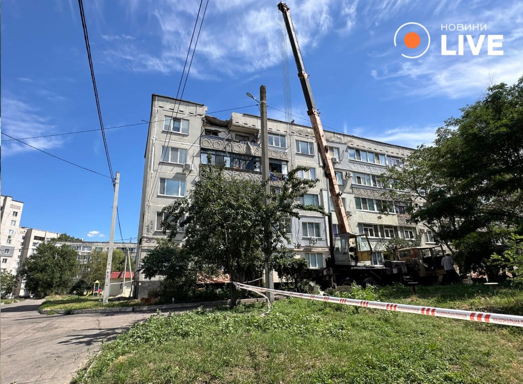 Пекельна ніч у Павлограді - фото, відео наслідків масованої атаки - фото 1