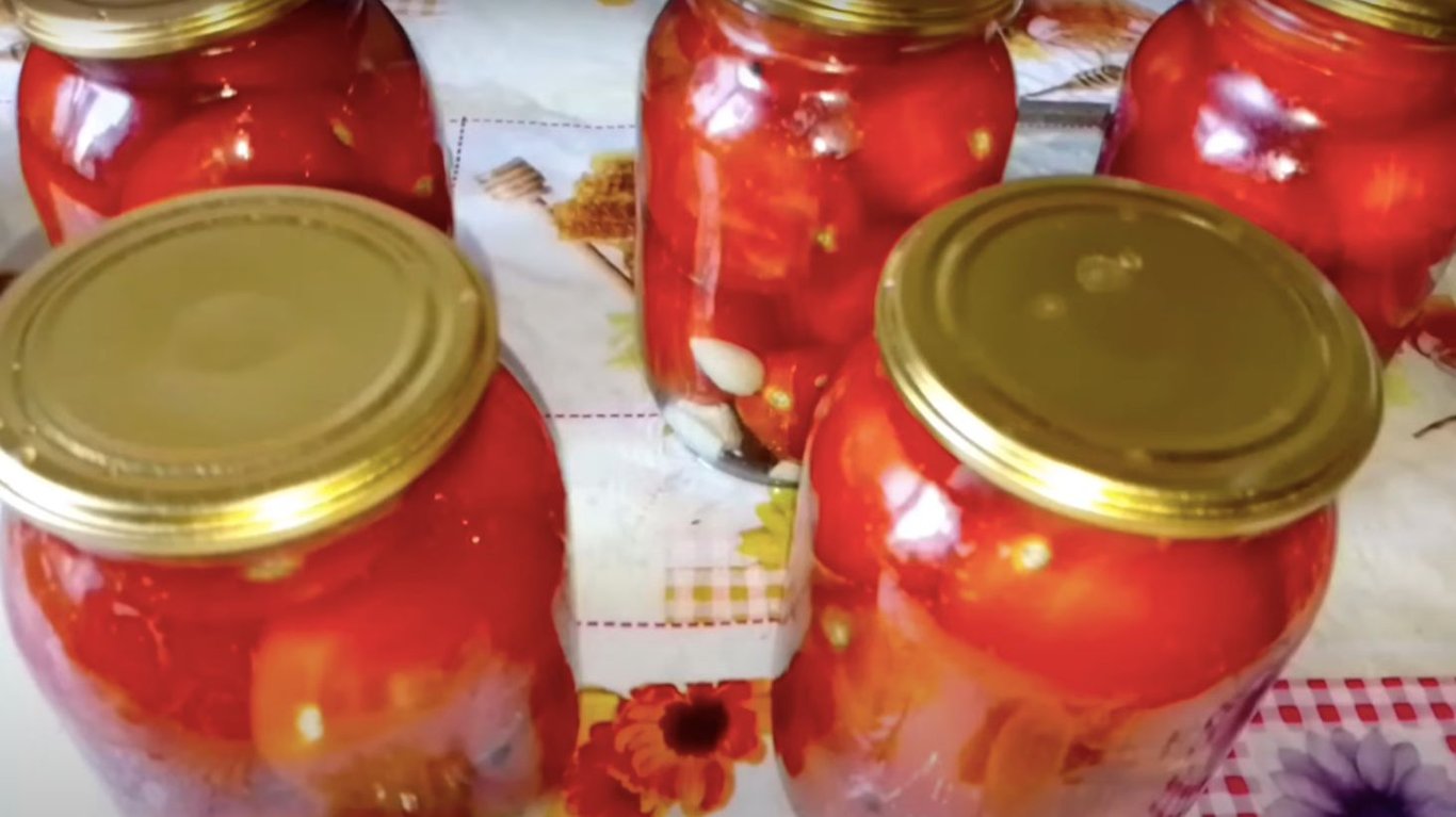 простой рецепт консервированных помидоров на зиму