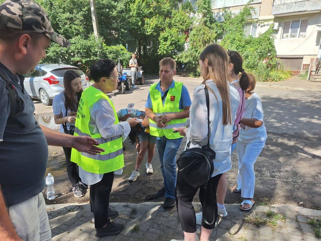 В Одесі відкрили штаби допомоги після обстрілу — де саме - фото 3