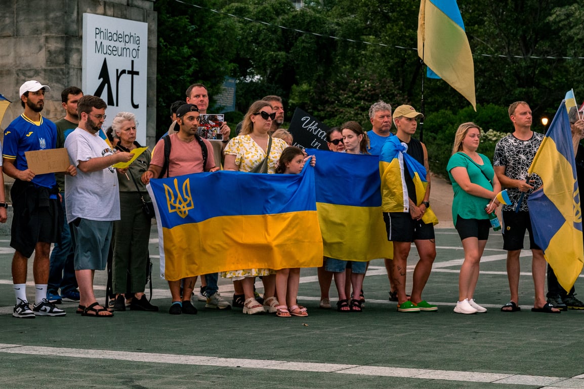 Перед самітом НАТО люди у США вийшли на мітинги проти російської агресії - фото 1