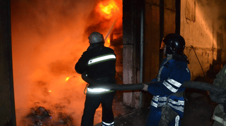 Дронова атака на Одесу — Кіпер повідомив про пожежу та постраждалих - 285x160