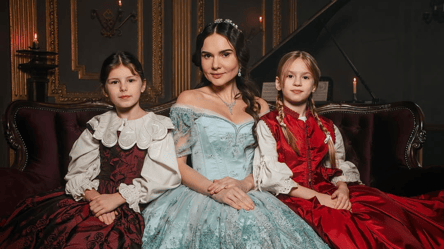 Анна стає іншою — новий трейлер "Кави з кардамоном" - 285x160