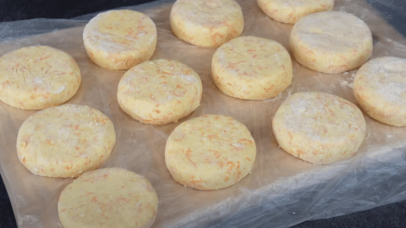 рецепт смачних сирників з морквою