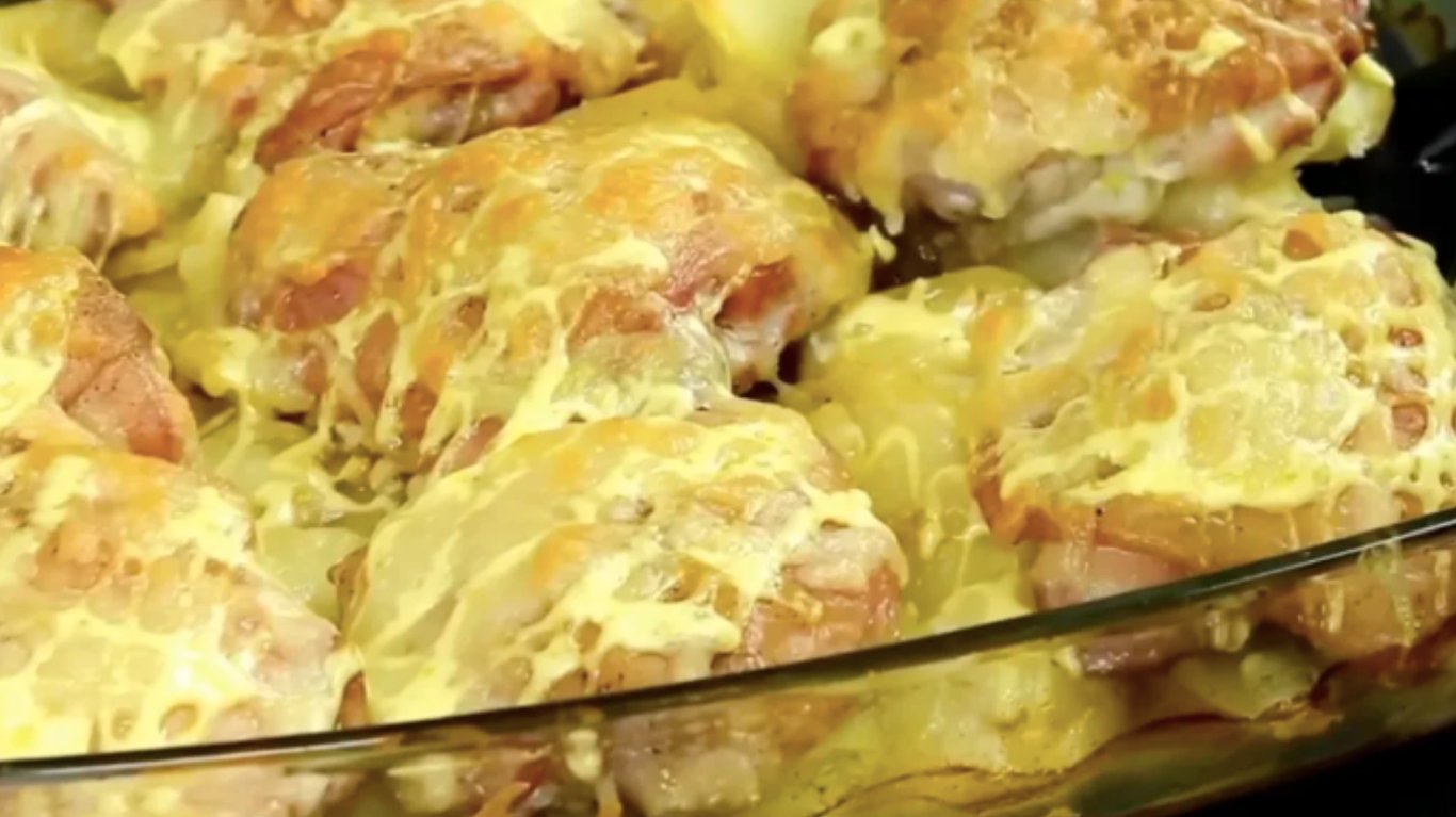 рецепт курячих стегон з картоплею