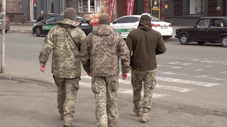 На Одесчине мужчина напал на работников ТЦК — заявление военных - 290x166