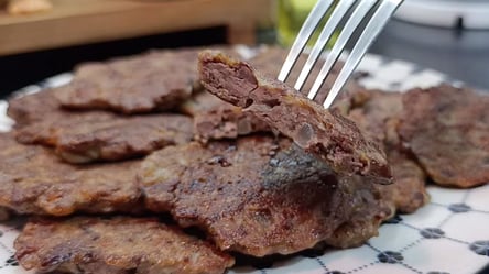 Рублені котлети з курячої печінки за 20 хвилин: рецепт на вечерю - 290x166