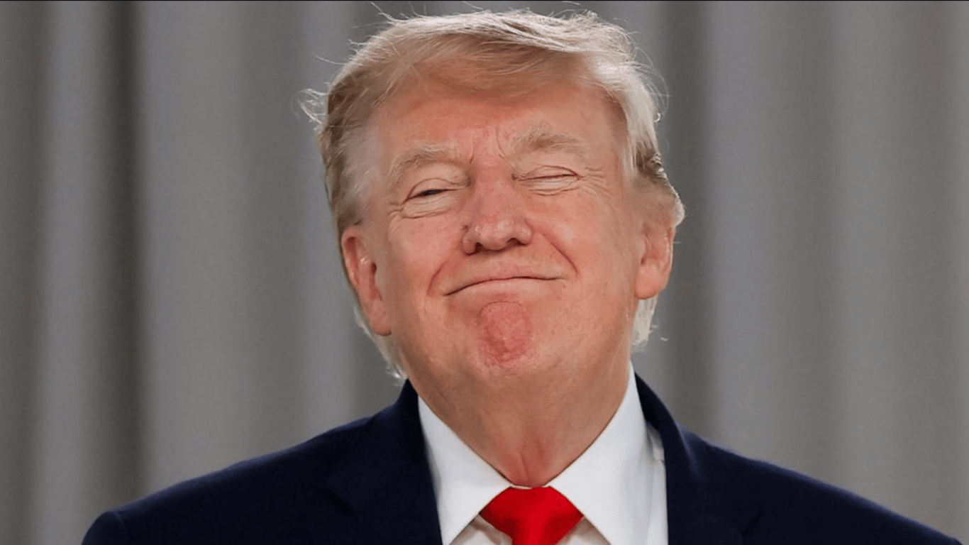 Трамп считает, что Украина оказывает достойное сопротивление РФ