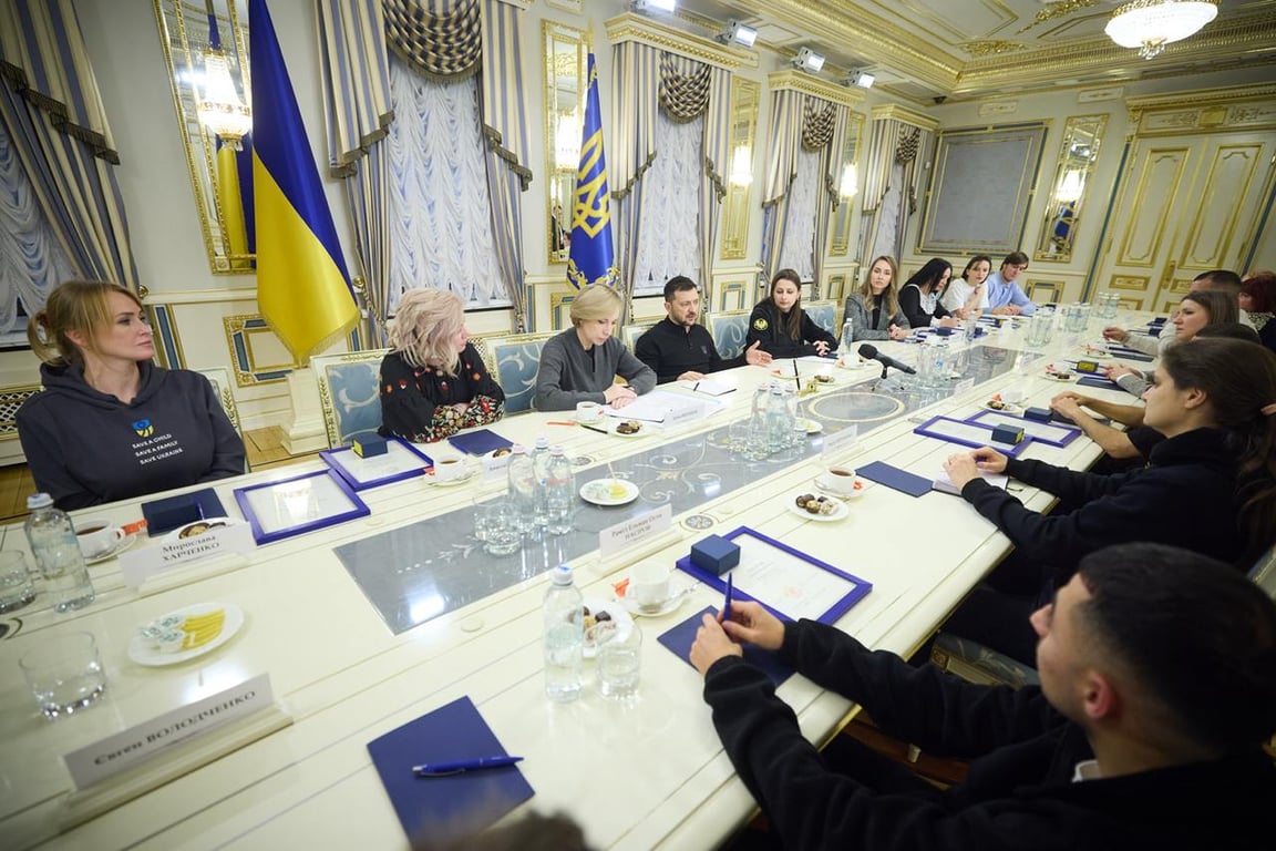 Поздравление волонтеров