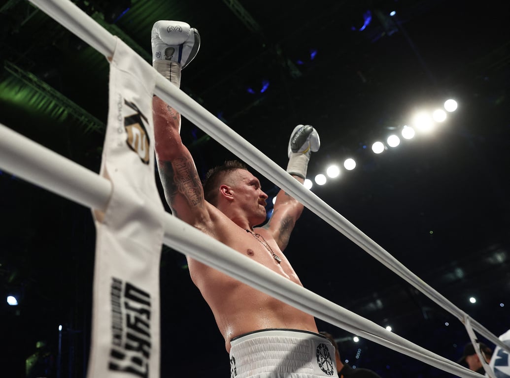 Александр Усик