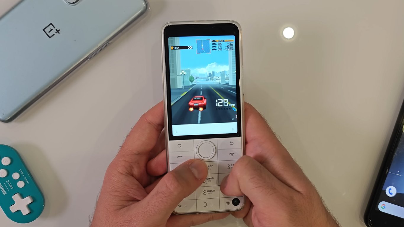 Почему стоит перейти на кнопочный телефон в 2026 году: 3 причины покинуть Android