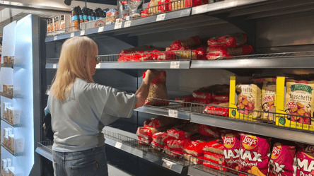 Напівпорожні полиці в магазинах: чи роблять одесити запаси продуктів - 304x171