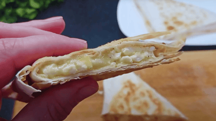 Вкусный завтрак за 10 минут — рецепт лаваша с сыром - 285x160