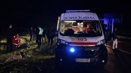 Смертельна ДТП під Одесою: вщент згоріли три автівки - 285x160