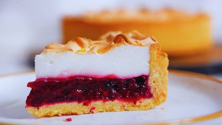 A holiday dessert that looks like it came from a Parisian bakery - 290x166