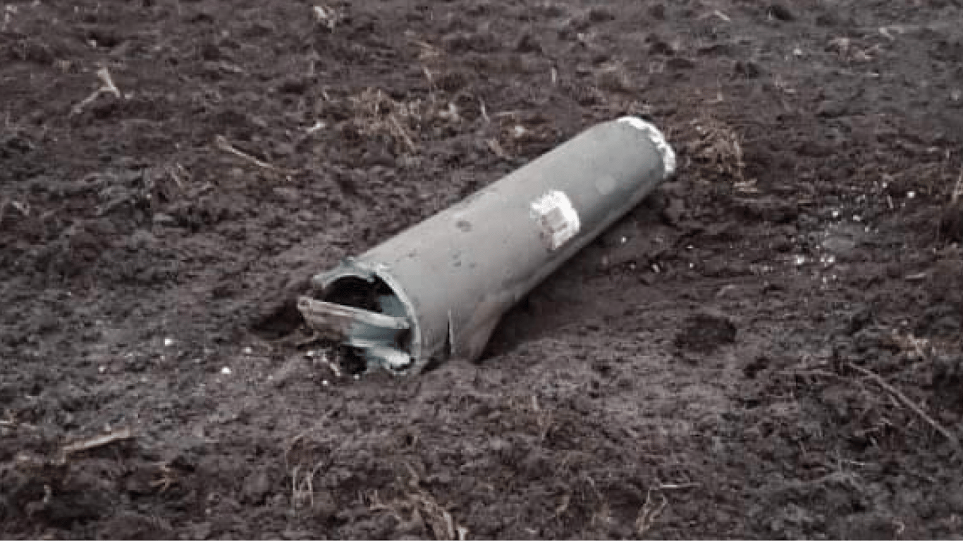 У Білорусі впала частина від російської ракети