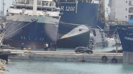В Иране потерпел крушение новый эсминец "Саханд" - 285x160