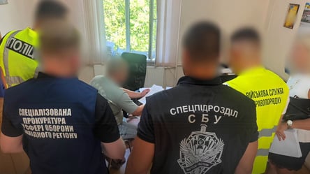 Посадовці РТЦК фіктивно мобілізували сотні чоловіків - 290x166