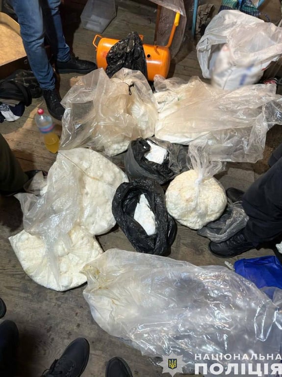 Поліція викрила наркоторгівця у Чернігові