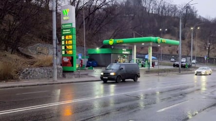 У Києві дизпаливо та 95 бензин піднялися в ціні ще на 1 гривню - 290x166