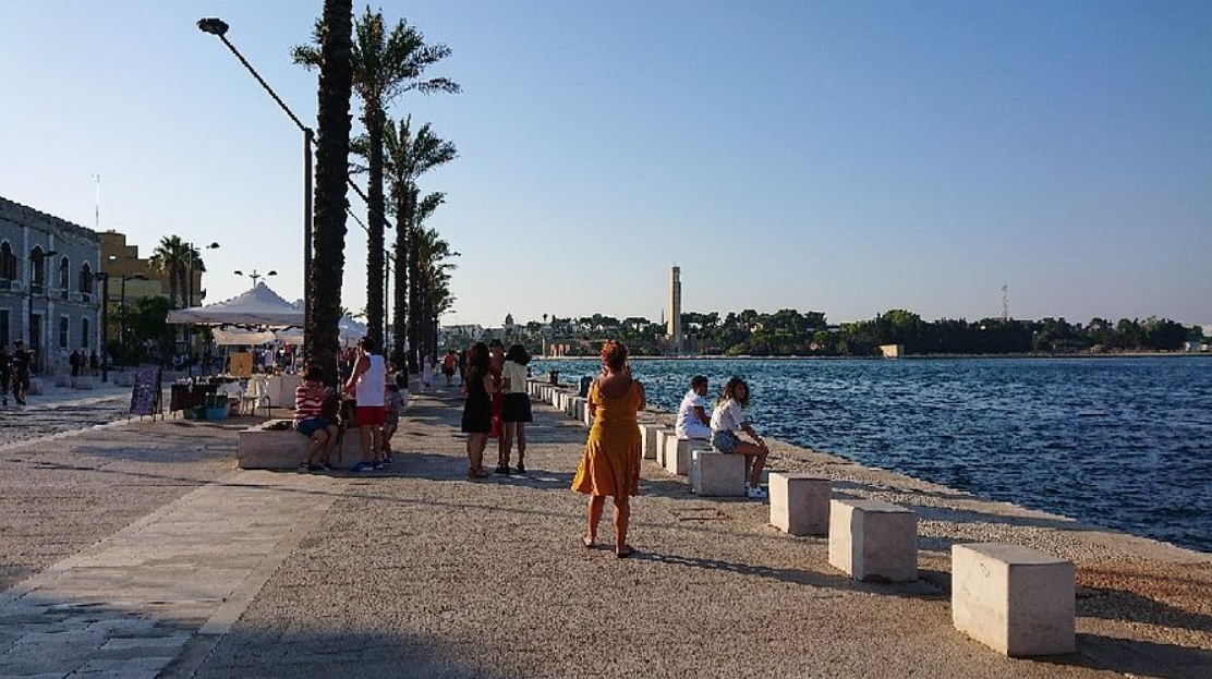 Маленький Рим — маловідоме чарівне прибережне місто в Італії - фото 1