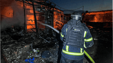 РФ поцілила по ринку на Харківщині — у ДСНС показали наслідки - 285x160
