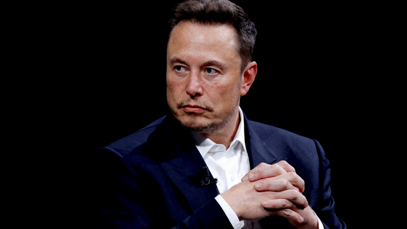 Илон Маск назвал дату, когда Tesla представит свое робототакси