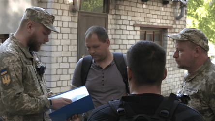 Зняття з обліку у 2014 році не звільняє від мобілізації: нюанс закону - 290x166