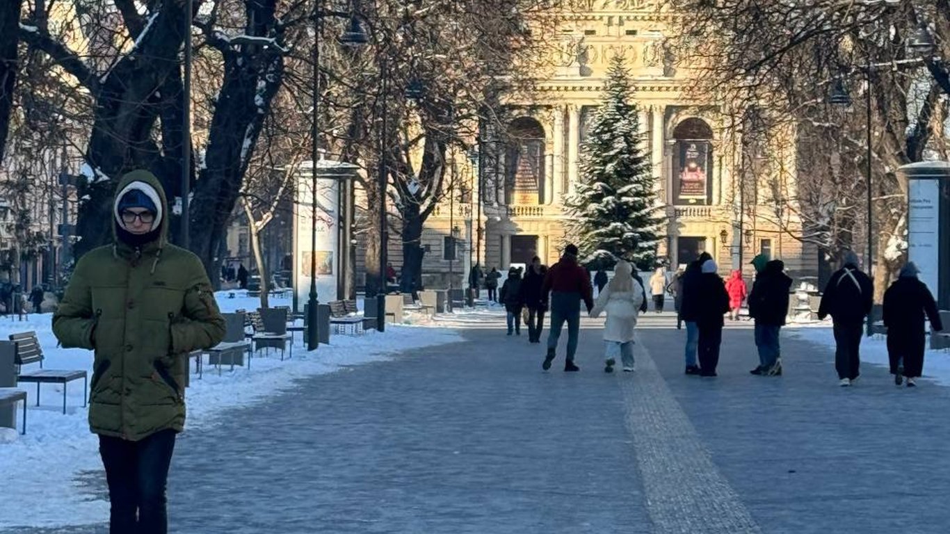 Яка живе Львів коли температура повітря сягнула -16 °C — фоторепортаж
