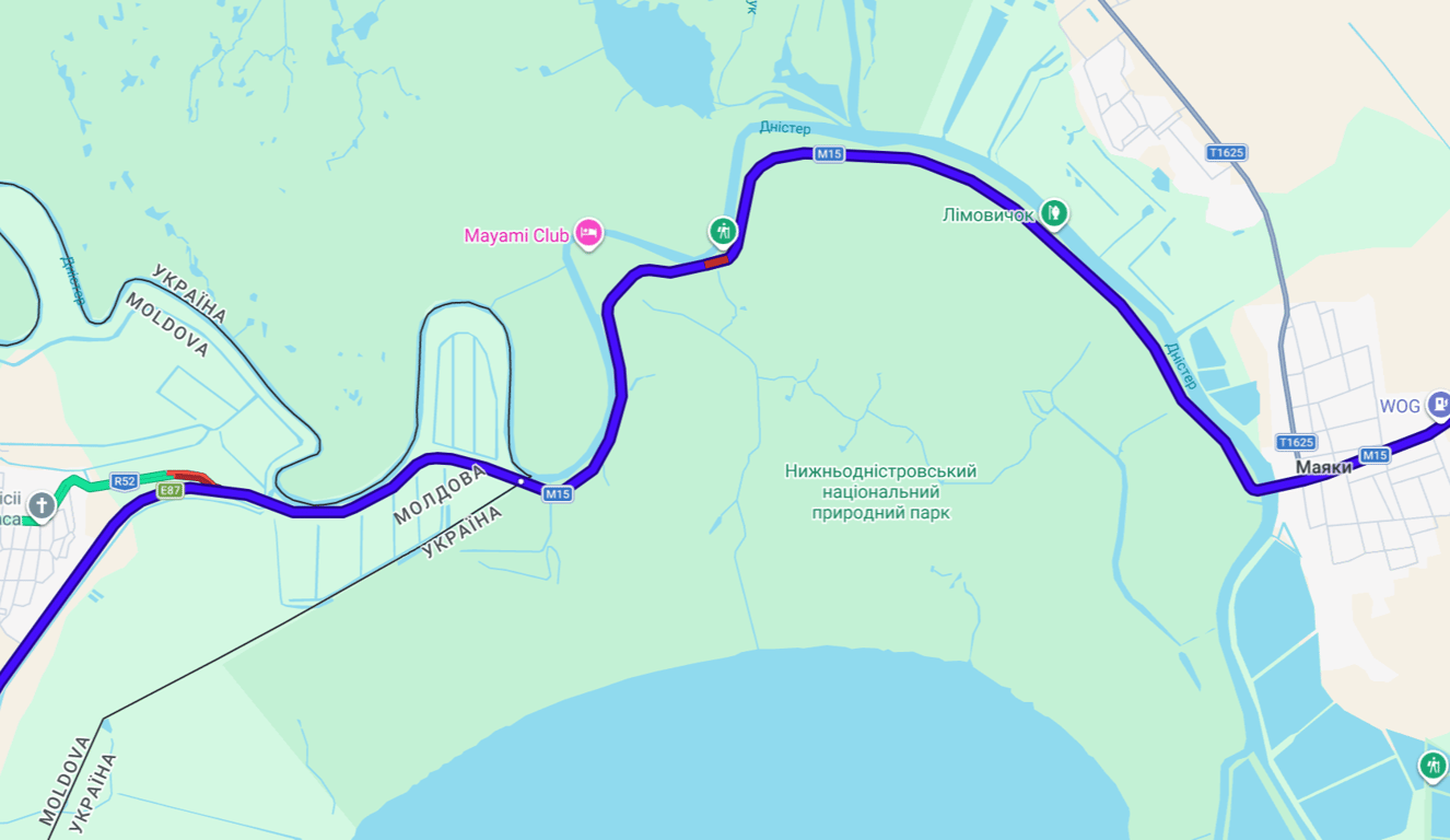 Затори на трасі Одеса-Рені: на кордонах збираються черги - фото 1