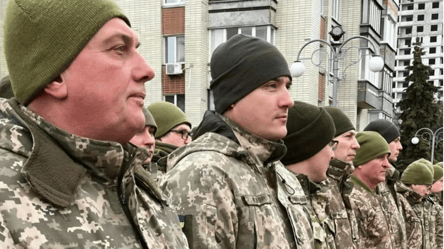 Мобилизация в Украине — кого могут призвать в феврале и какие правила вручения повесток - 285x160