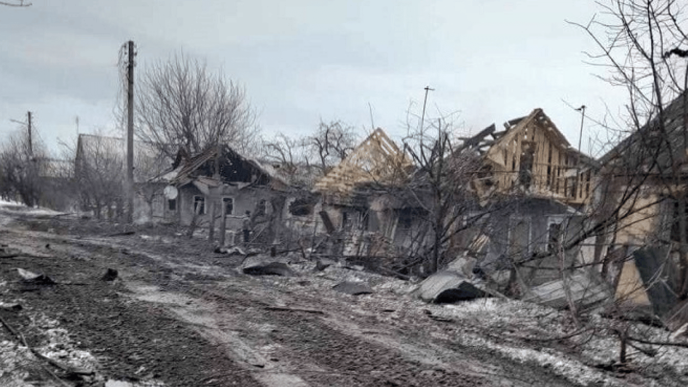 Окупанти у Великодню ніч обстріляли Сумську область: є поранені