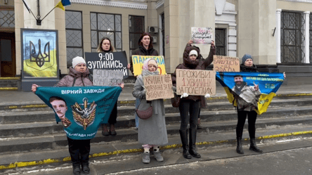 Минута тишины — одесситы почтили память героев (фото) - 290x166