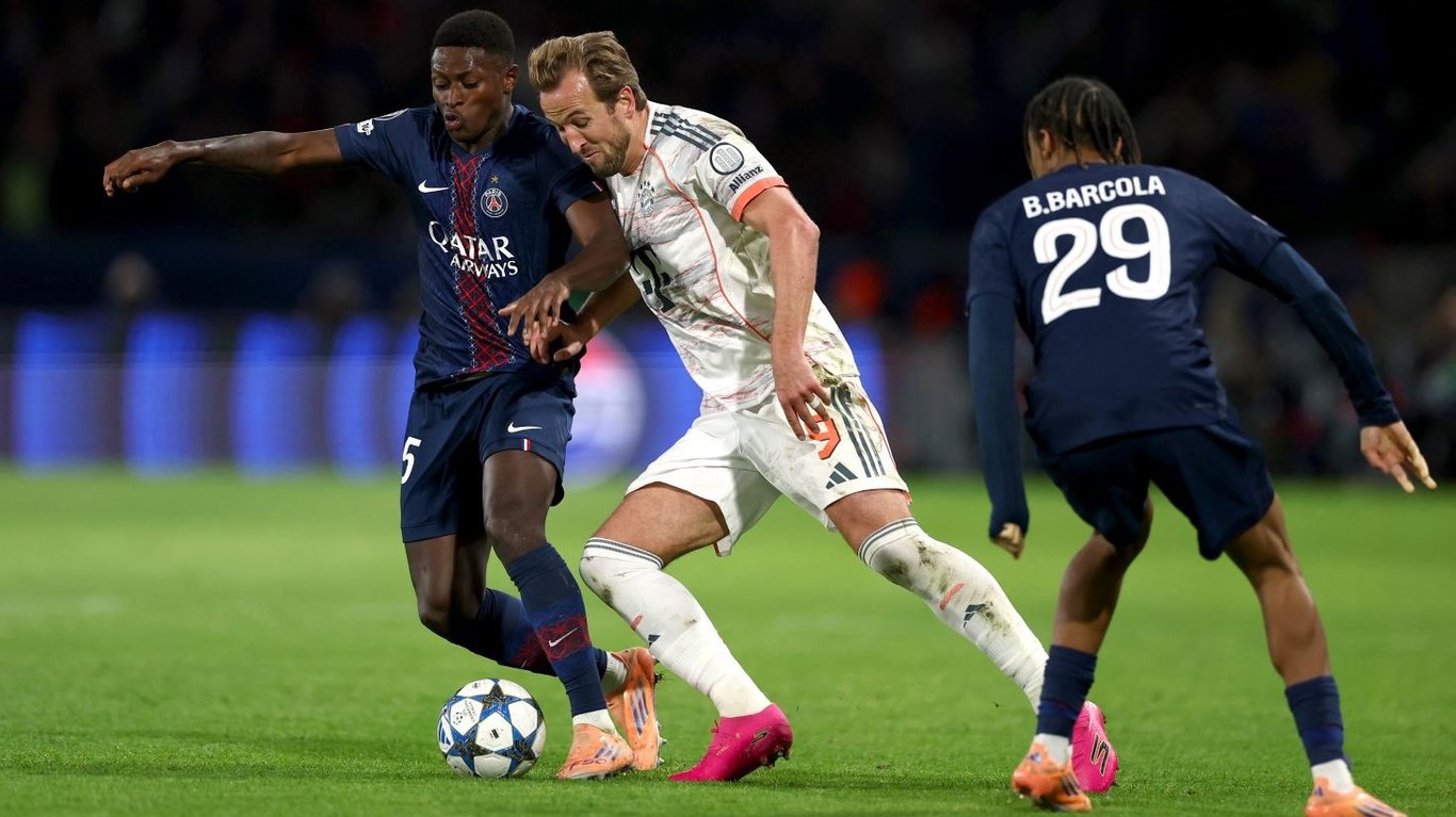 ПСЖ - Бавария