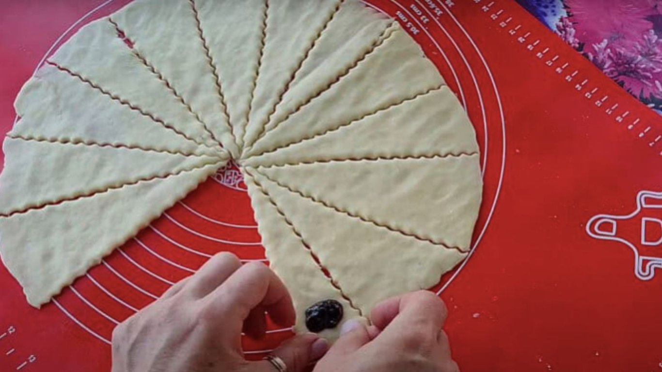 рецепт рогаликів, які ніколи не черствіють