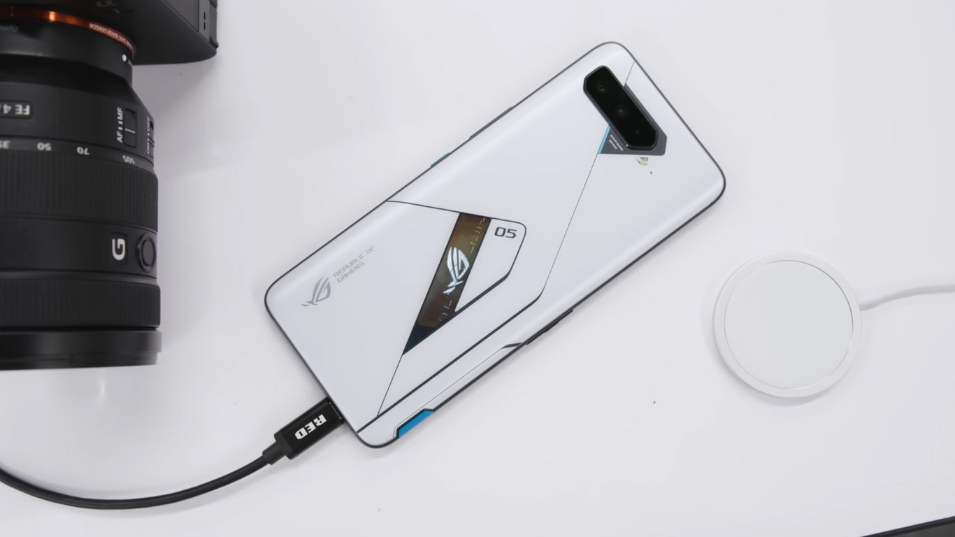 Правило "20-80" більше не працює: як правильно заряджати смартфон у 2026 році