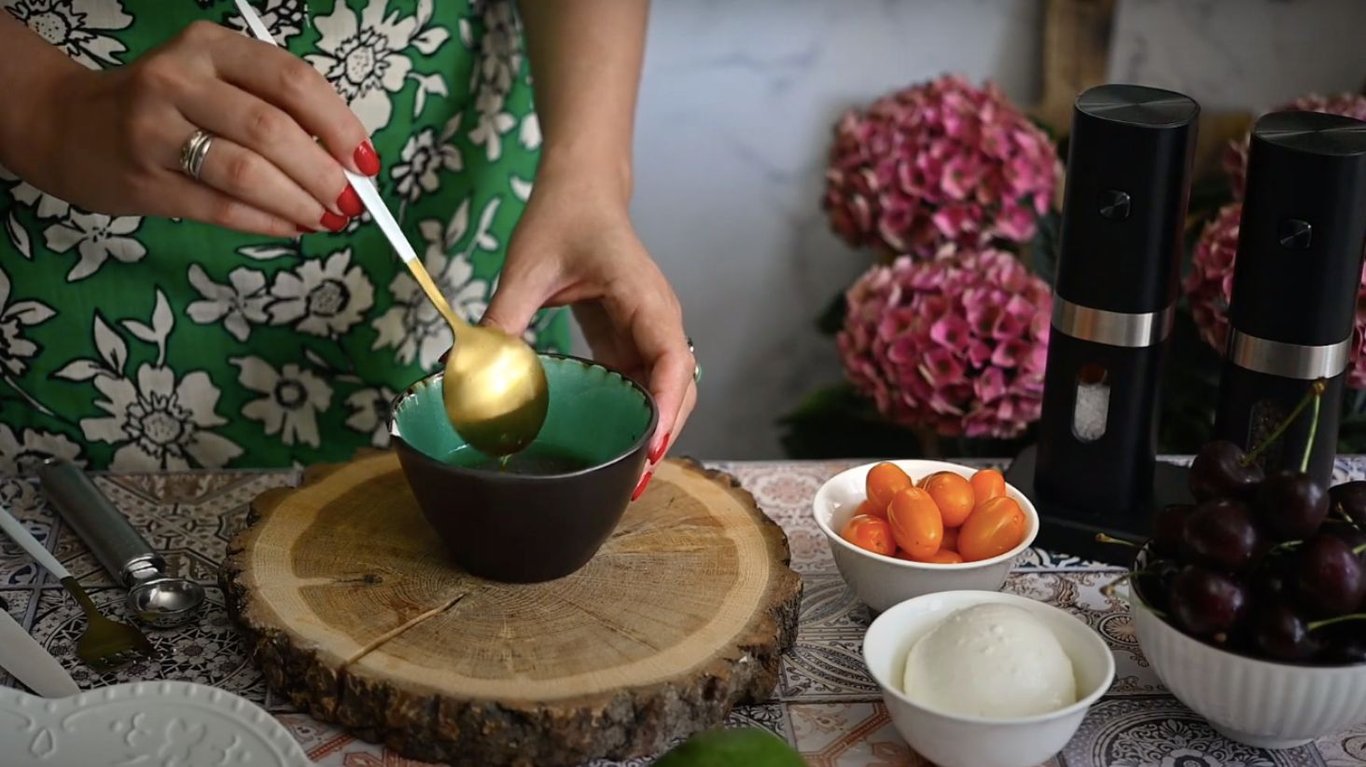 рецепт літнього салату з авокадо