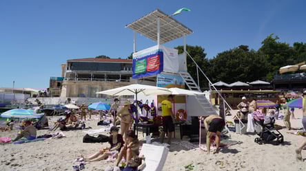 Кінець курортного сезону — вода у морі стала прохолодною - 285x160