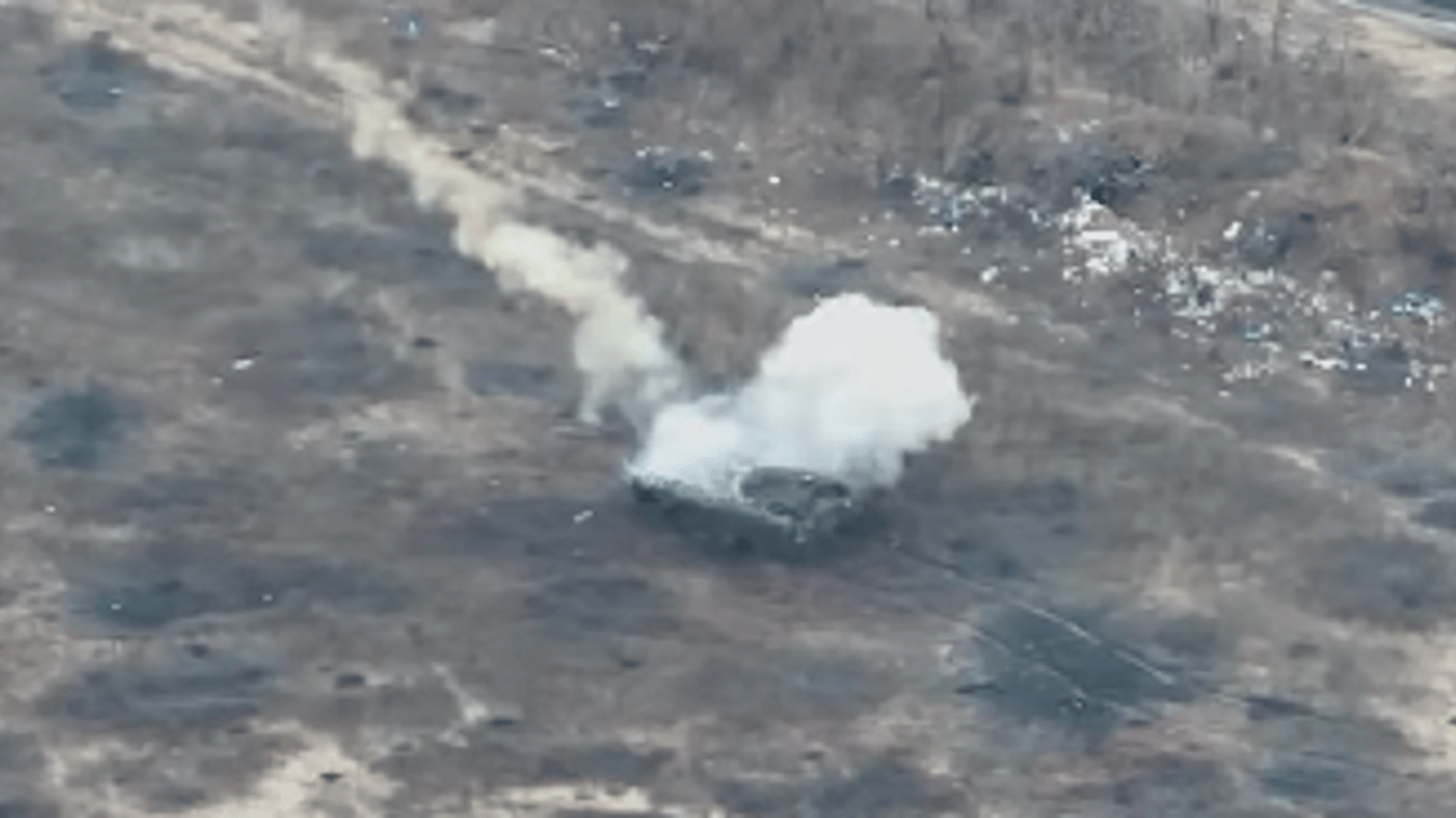 Пограничники уничтожили российский БТР-82А - яркое видео
