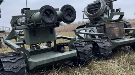 ГУР показало наземные роботы, заменяющие людей - 304x171